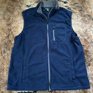 Bass Men's Dark Blue Fleece Vest